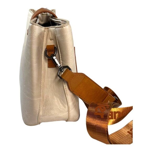 Wrangler Crossbody Bag Front Pocket Country Western Purse Brown Beige Pocketbook - Picture 3 of 10